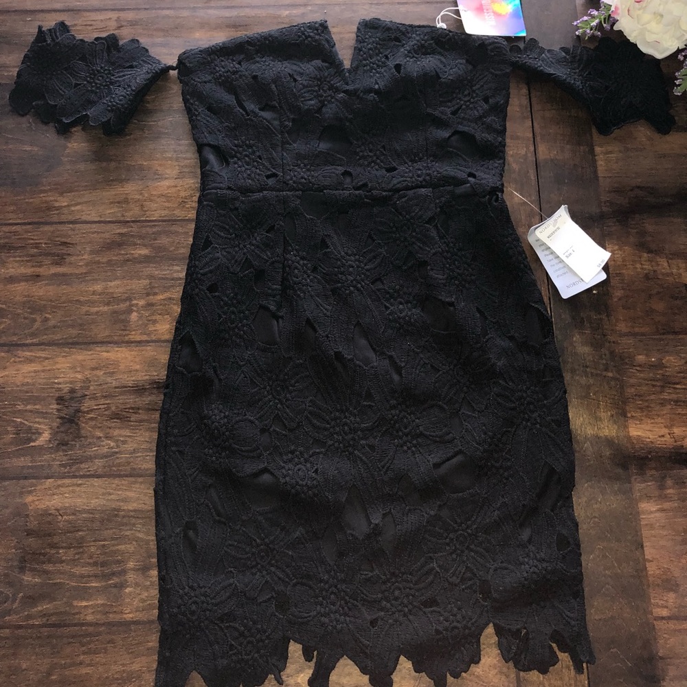 Missguided little black dress size 8